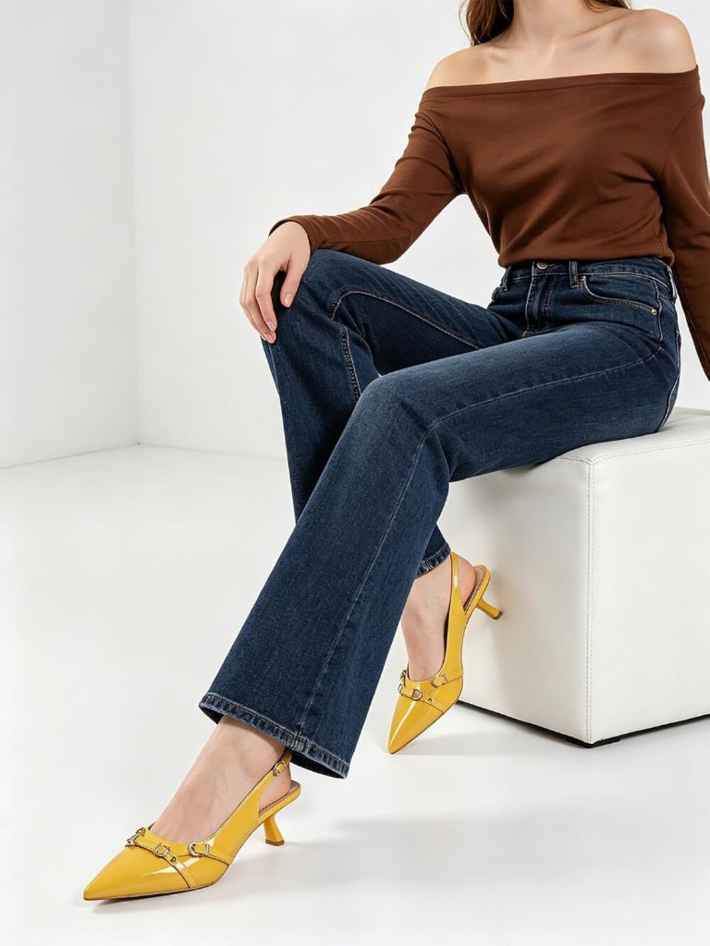 Women's Yellow Patent Leather Kitten Heels Pointed Toe Pumps Party Dress Shoes - Picture 3 of 6